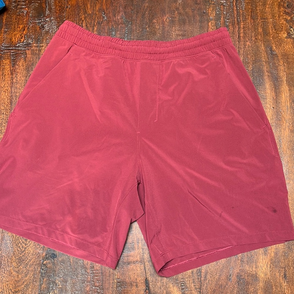 Lululemon Mens Maroon Pace-breaker Shorts 7in (no liner)